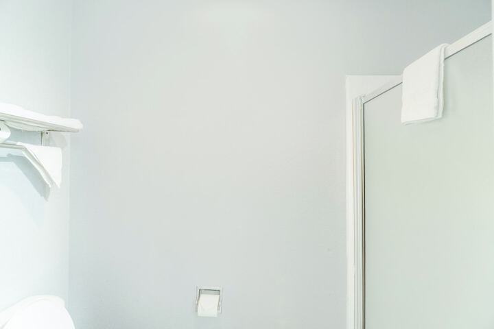 Room 37 of 70