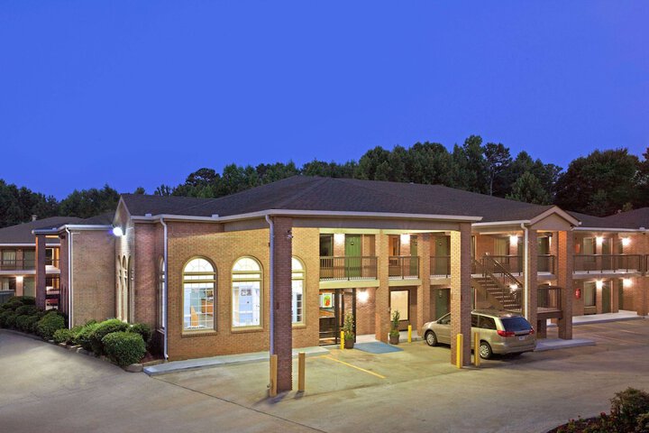 Hotel 2 of 13