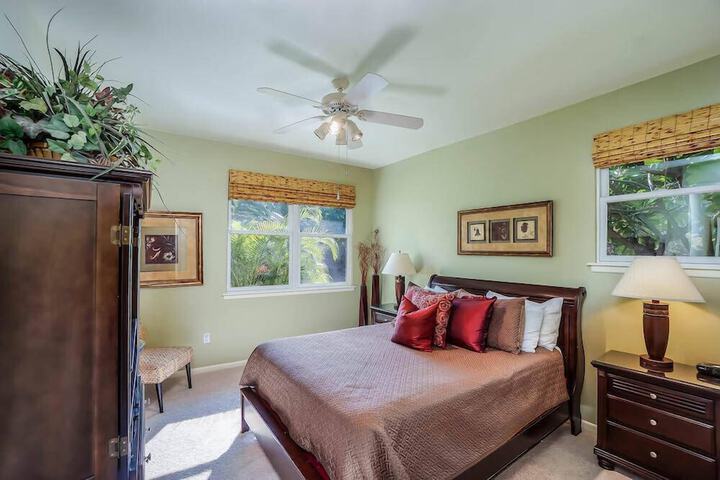 Luxury at Na Hale O Keauhou #N1