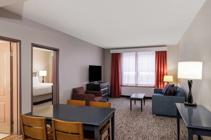 Garner Hotel Gillette South by IHG