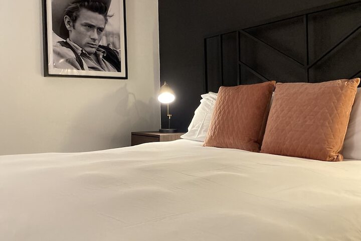 Room 48 of 68