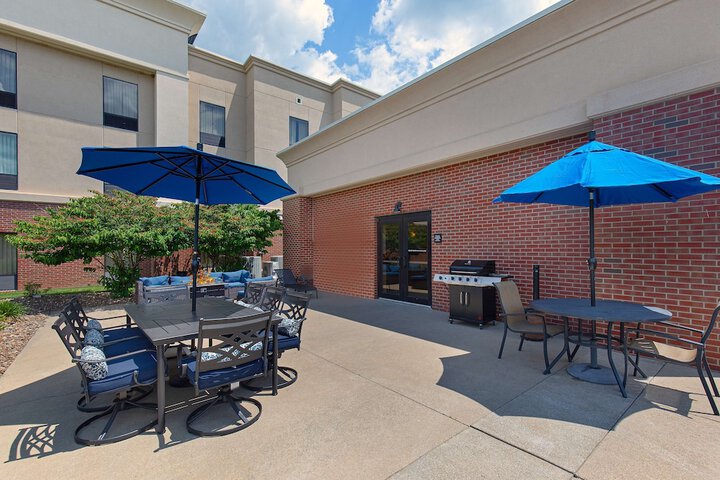 Terrace/Patio 43 of 45