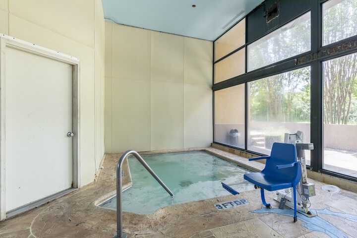 Pool 4 of 39