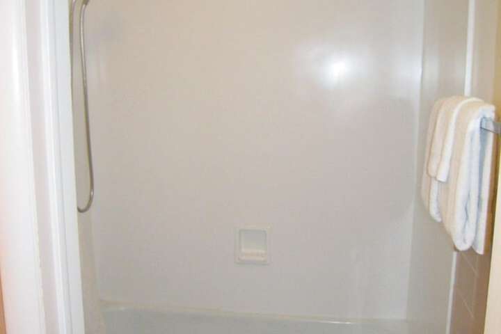Room 26 of 38