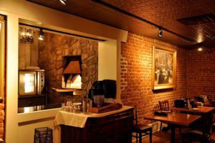 Publick House Restaurant and Country Inn