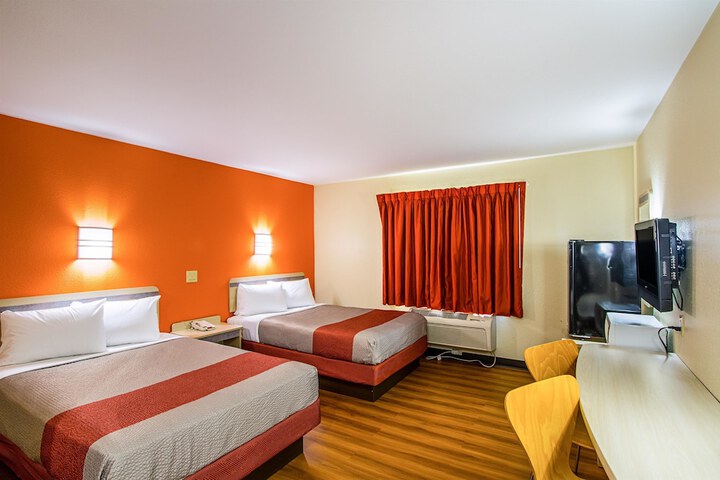 Room 36 of 38