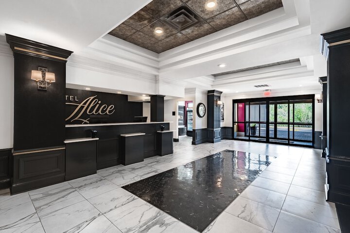 Hotel Alice at Atlantic Beach