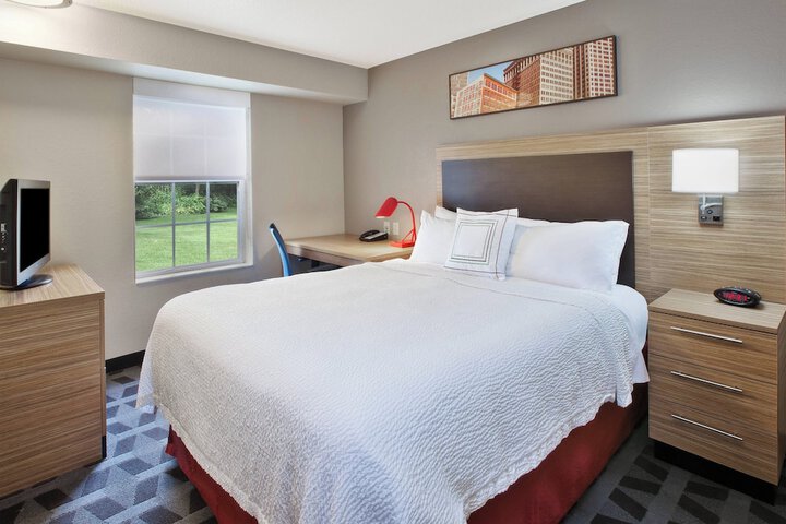 Towneplace Suites by Marriott Brookfield