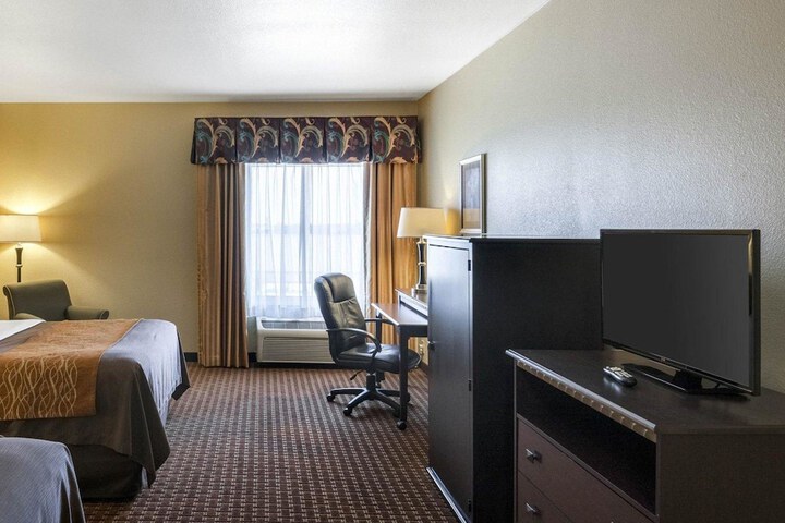 Comfort Inn & Suites Regional Medical Center