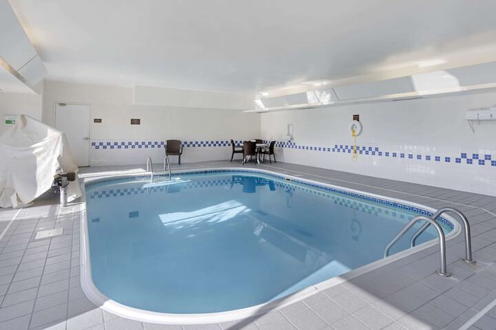 Pool 4 of 27