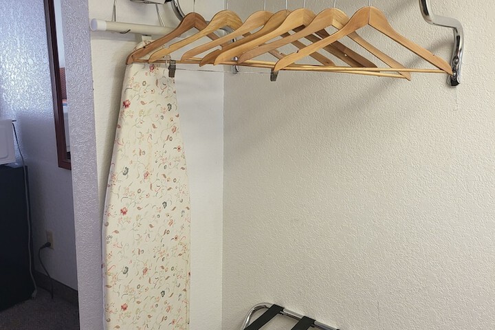 Room 8 of 21