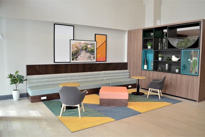 Hotel 4 of 117