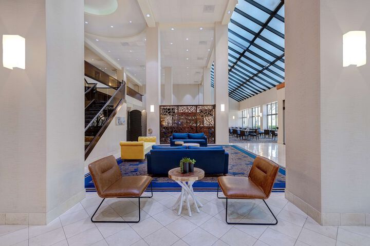 Hotel Interior 18 of 103