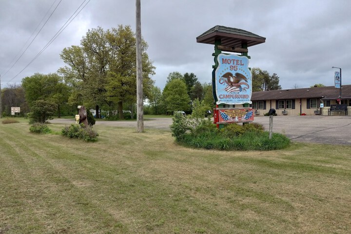 Motel 95 & campground