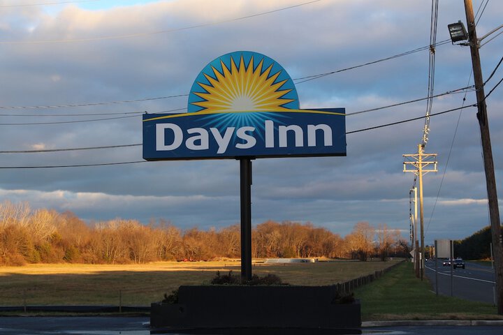 Days Inn by Wyndham Wrightstown McGuire AFB / Bordentown