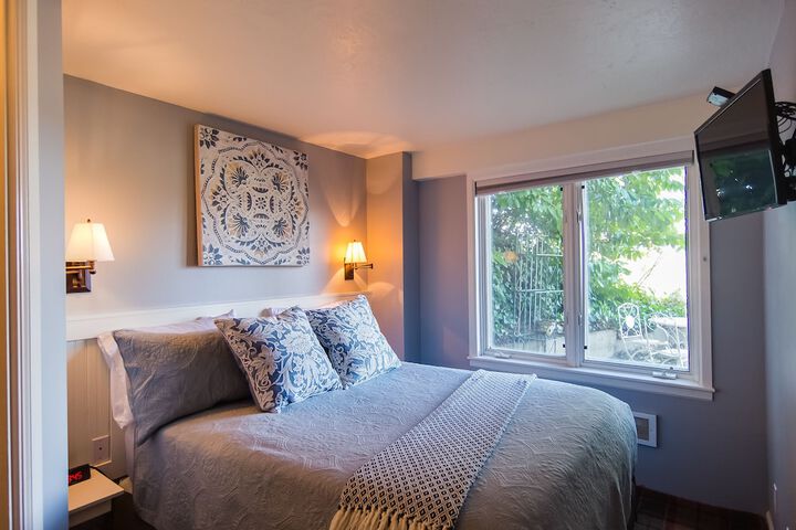 Room 15 of 144