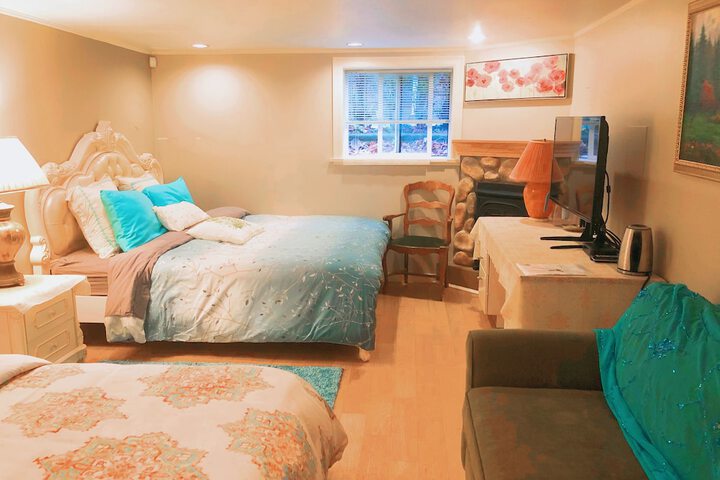 Room 19 of 28