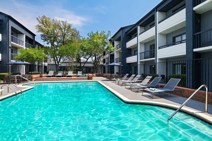 Pool 2 of 27