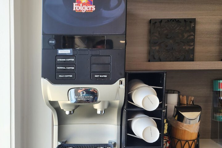 Breakfast/Coffee Service 43 of 50