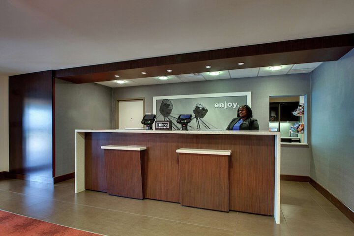 Hotel Interior 6 of 38