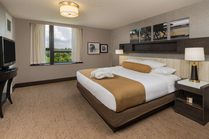 The Saratoga Hilton