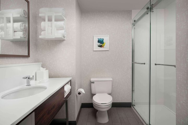 Hampton Inn Pittsburgh / Monroeville