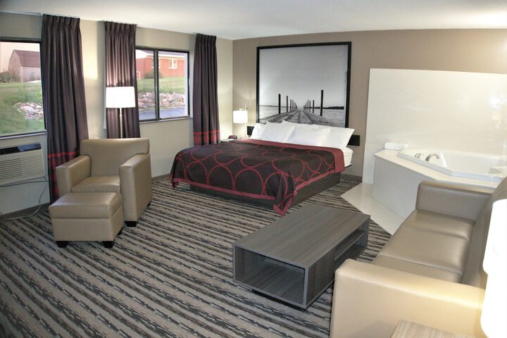 Room 12 of 36