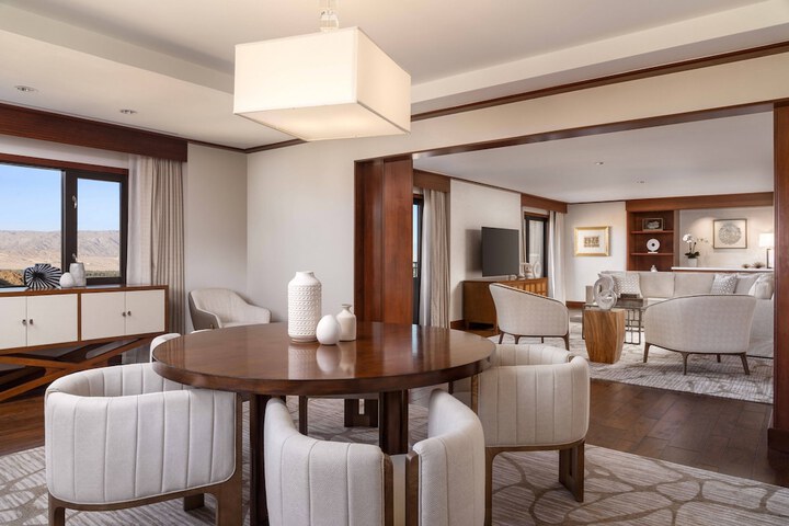 Room 46 of 116