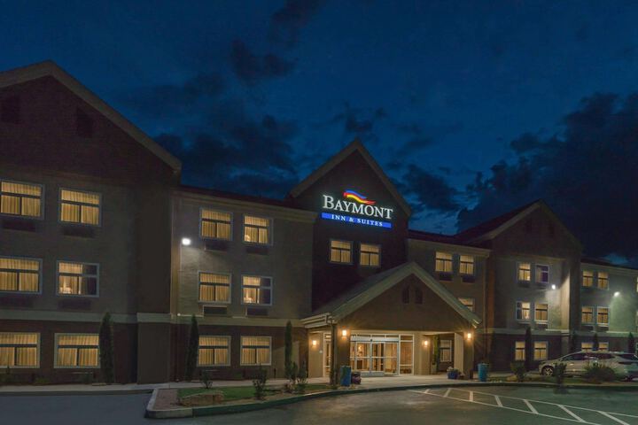 Hotel 7 of 54