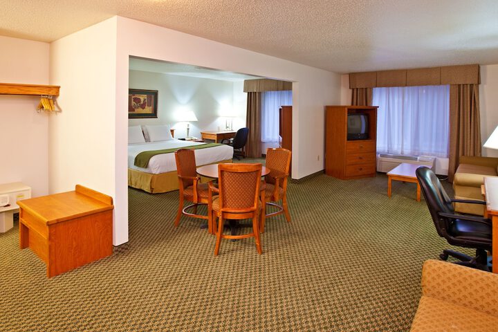 Room 15 of 43