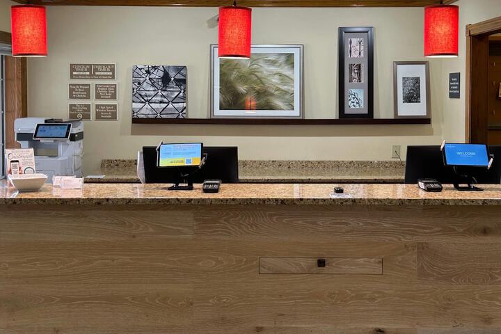 Country Inn & Suites by Radisson Owatonna, MN