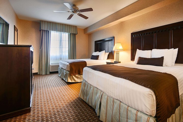 Room 28 of 37