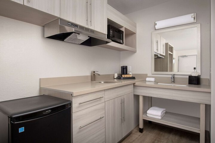 Quality Inn Atlantic Beach - Mayo Clinic Jax Area