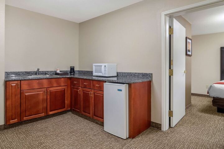 Room 42 of 51
