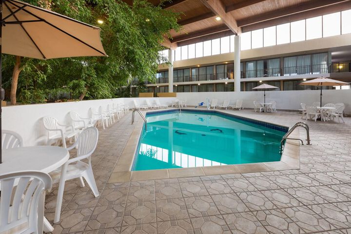 Wyndham Garden Romulus Detroit Metro Airport