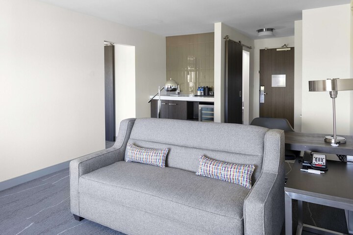 Room 20 of 48