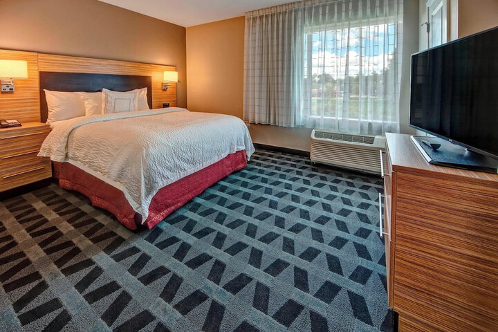 Room 14 of 26