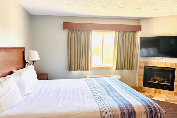 AmericInn by Wyndham Stillwater