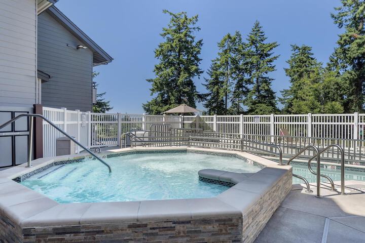 Best Western Plus Oak Harbor Hotel & Conference Center