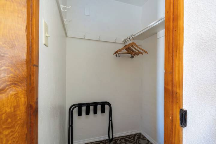 Room 70 of 90