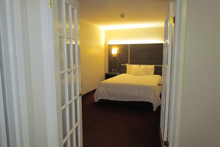 Room 35 of 42