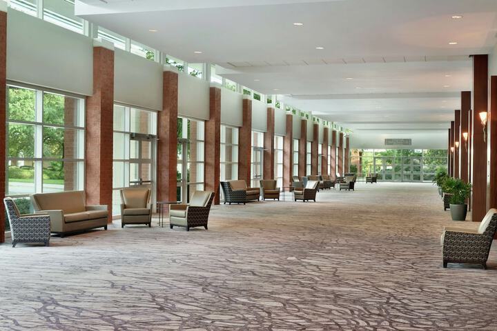 Embassy Suites by Hilton Charleston Airport Convention Ctr