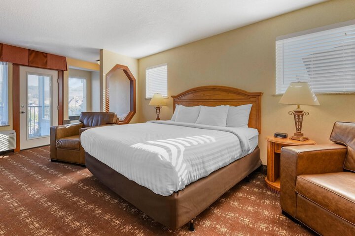 Kathryn Riverfront Inn an Ascend Collection Hotel
