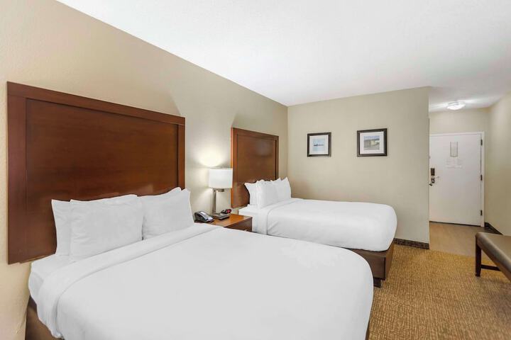 Comfort Inn Meridian - Bonita Lakes