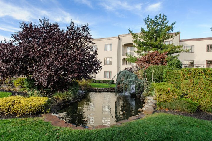 DoubleTree Suites by Hilton Hotel Mt. Laurel