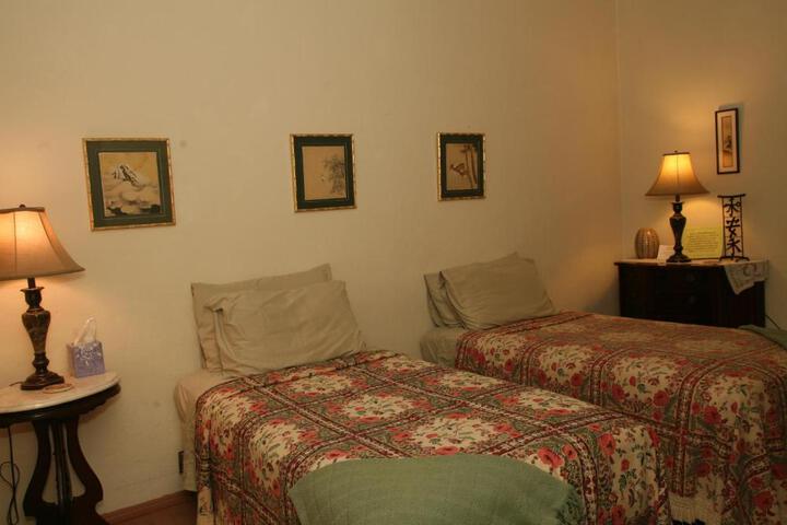 Spirit Tree Inn B & B