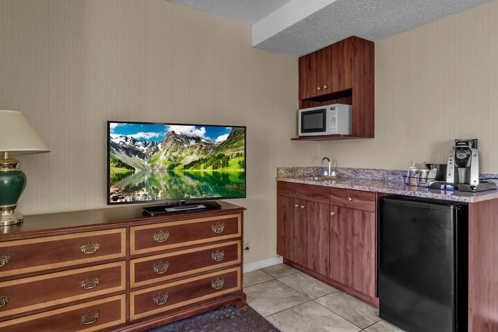 Buffalo Airport Hotel