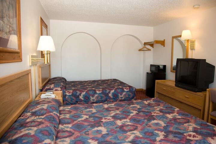 Room 24 of 26