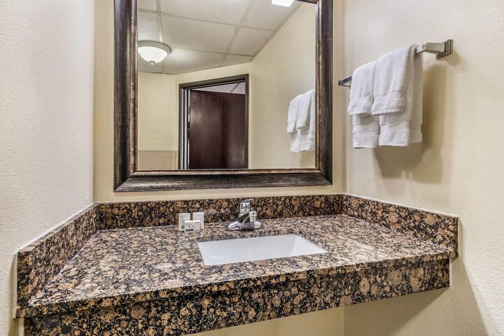 Baymont by Wyndham Bloomington MSP Airport