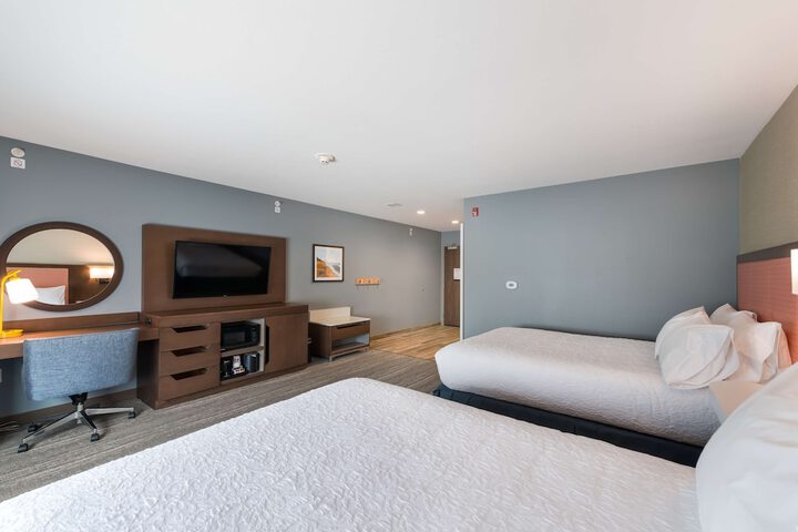 Room 16 of 31